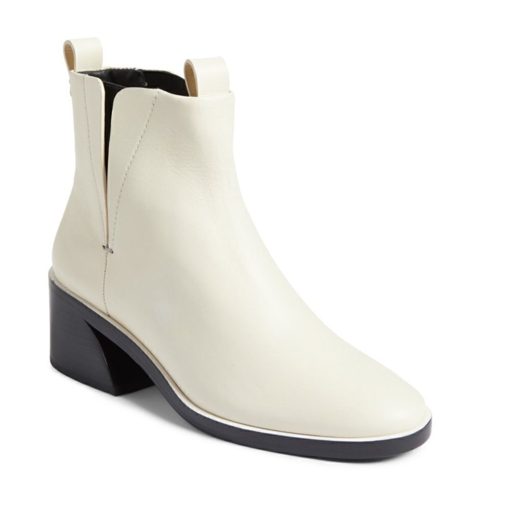 Mercedes Castillo Xandra White Ivory Chelsea Ankle Boot Sz 6.5